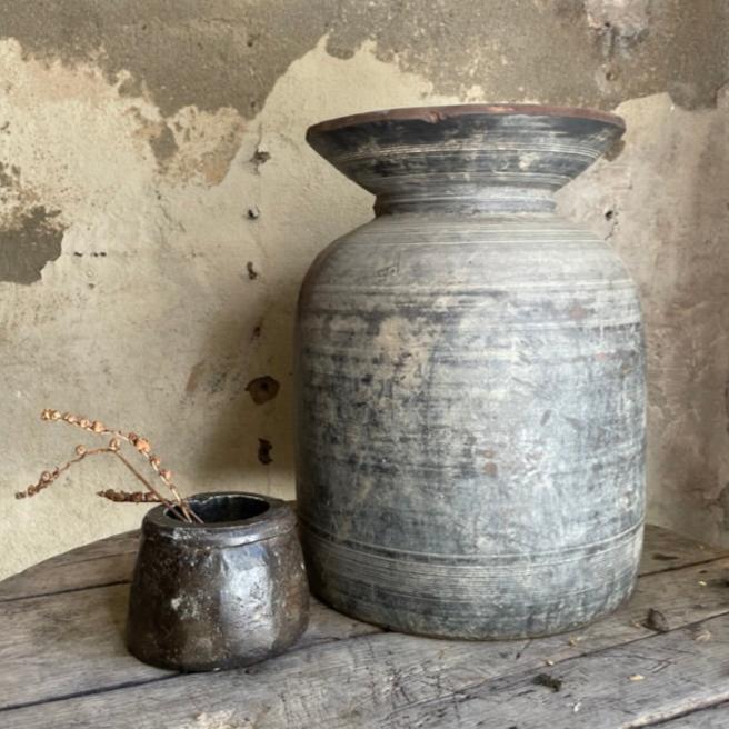 Himachal Wooden Pot